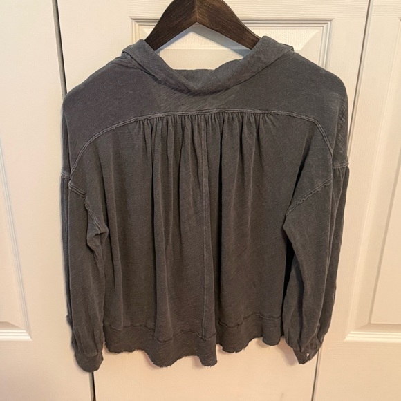 Free People Rush Hour Peasant Top in Gray - Picture 3 of 4